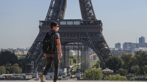 Γαλλία: Ρεκόρ κρουσμάτων κορωνοϊού με πάνω από μισό εκατομμύριο σε 24 ώρες 