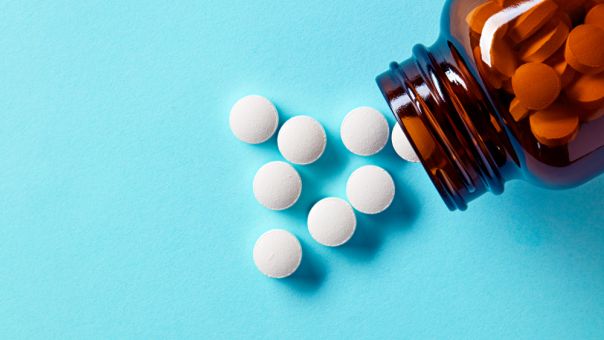 Αποτελεσματικά κατά της Όμικρον τα χάπια της Merck και της Pfizer-Τι έδειξε νέα έρευνα