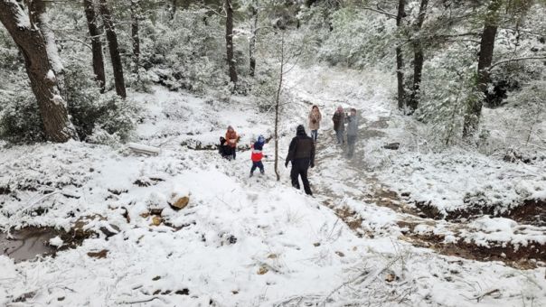 Κακοκαιρία «Ελπίς»: Επί ποδός ο κρατικός μηχανισμός σε όλη τη χώρα, χιονοπτώσεις στην Αθήνα