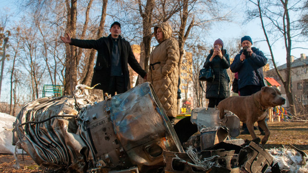 Ουκρανικά ΜΜΕ: Oι Ρώσοι άνοιξαν πυρ κατά διαδηλωτών στην πόλη Νόβα Κακχόβκα 