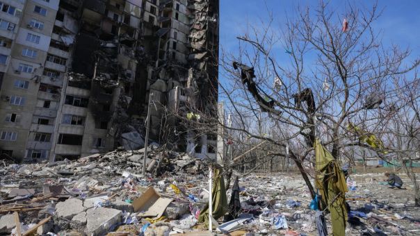 Κίεβο: Η Ρωσία θέλει να χωρίσει την Ουκρανία στα δύο- Πυραυλικές επιθέσεις στο Λβιβ- Όλες οι τελευταίες εξελίξεις