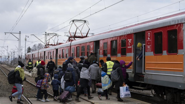 573 Ουκρανοί προσφύγες πέρασαν στην Ελλάδα το τελευταίο 24ωρο