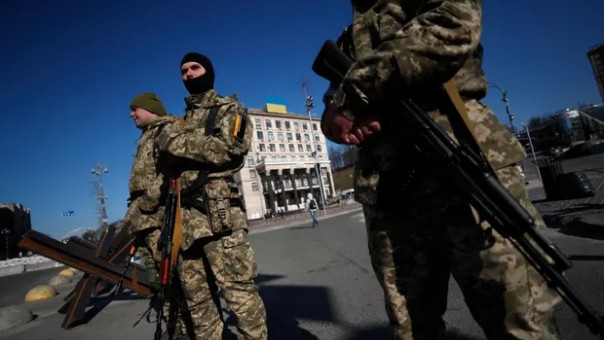 «Η Ουκρανία πρέπει να επιτεθεί στη Ρωσία και να ανακτήσει ακόμη και την Κριμαία» λέει πρώην Σλοβάκος υπουργός
