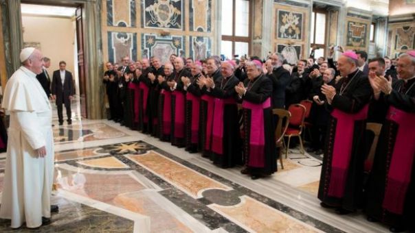 Διεθνής συνάντηση εξορκιστών στο Βατικανό – Πάπας Φραγκίσκος: Ο διάβολος υπάρχει 