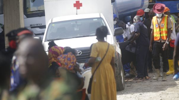 Νιγηρία: Οχτώ νεκροί από κατάρρευση τριώροφου κτιρίου στο Λάγκος 