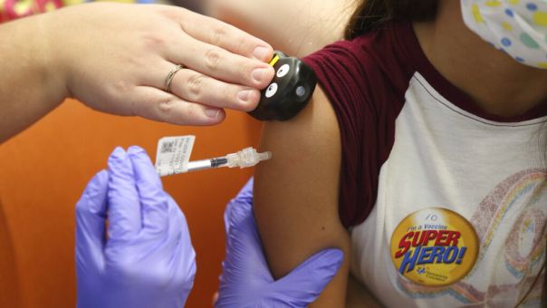 ΗΠΑ: Το CDC συστήνει τη χορήγηση ενισχυτικής δόσης εμβολίου στα παιδιά ηλικίας 5 έως 11 ετών