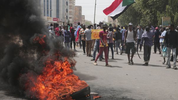 Δύο νεκροί σε διαδηλώσεις κατά του πραξικοπήματος στο Σουδάν