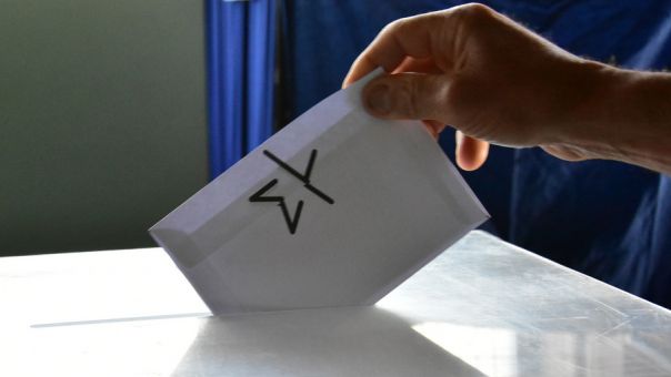 Εκλογές ΣΥΡΙΖΑ: Μεγάλη προσέλευση στις κάλπες - Έχουν ήδη ψηφίσει πάνω από 100.000