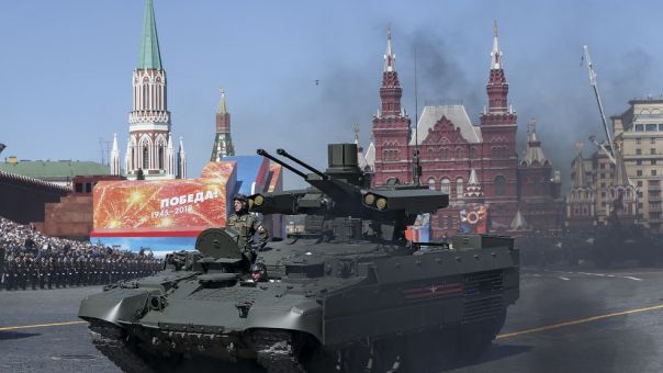Πόλεμος στην Ουκρανία: Τανκ «εξολοθρευτές» και όπλα με λέιζερ ρίχνει στην μάχη ο Πούτιν-Δείτε βίντεο