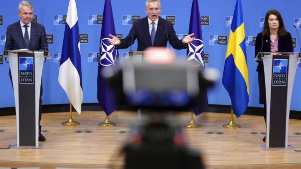 Στο Βερολίνο ανοίγει η πόρτα του ΝΑΤΟ για Φινλανδία και Σουηδία: Τα «παζάρια» Ερντογάν, η αντίδραση των ΗΠΑ και οι ρωσικές απειλές