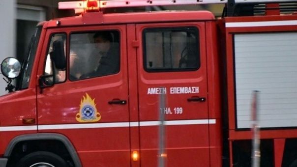 Φωτιά σε σπίτι στην Ηλιούπολη: Ένας άνθρωπος βρέθηκε απανθρακωμένος 