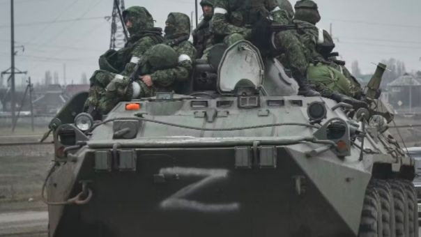 Λονδίνο: Οι Ρώσοι «τρέχουν» για στρατιωτικές επιτυχίες στο Ντονμπάς και πιθανόν να «πέσουν» 