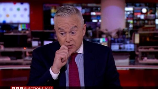 Παρουσιαστής του BBC έτρωγε το κρουασάν του on air -Δείτε βίντεο