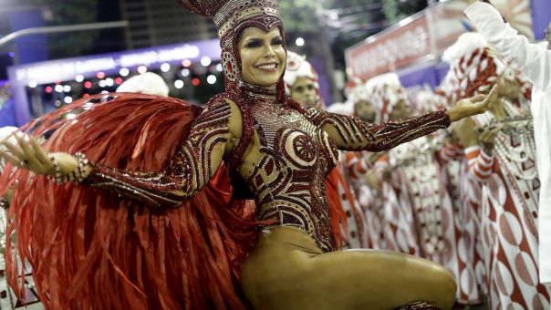 Αναβάλλονται τα καρναβάλια σε Ρίο ντε Ζανέιρο και Σαν Πάουλου λόγω κορωνοϊού