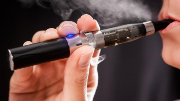  Τα ηλεκτρονικά τσιγάρα κάνουν παρόμοια ζημιά στα αγγεία με τα συμβατικά
