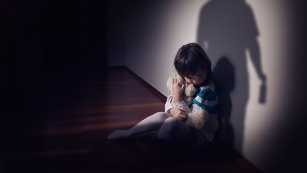 Κακοποίηση 8χρονης στη Ρόδο: Ελεύθερη παραμένει η θεία- Ο σύντροφος με το βεβαρυμένο παρελθόν