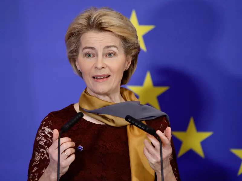 Φον ντερ Λάιεν: Κυρώσεις σε ενεργειακό και οικονομικό τομέα σε περίπτωση εισβολής της Ρωσίας στην Ουκρανία