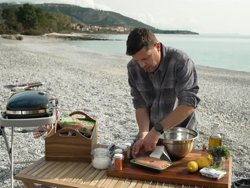 BBQ STORIES στη Μεσσηνιακή Μάνη Κυριακή 1η Μαΐου, στις 17.40, στον ΣΚΑΪ