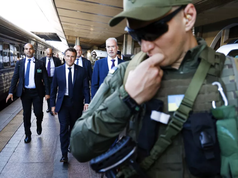 Κίεβο, Ζελένσκι, Ουκρανία, Μακρόν, Σολτς, Ντράγκι, 