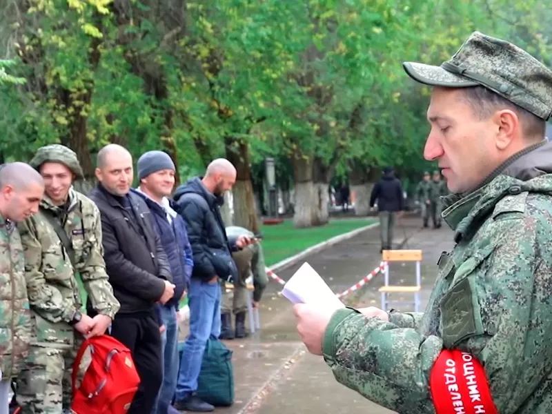 ISW: Η Ρωσία χρησιμοποιεί «ανεκπαίδευτους νεοσύλλεκτους» για να ενισχύσει άλλοτε επίλεκτες μονάδες