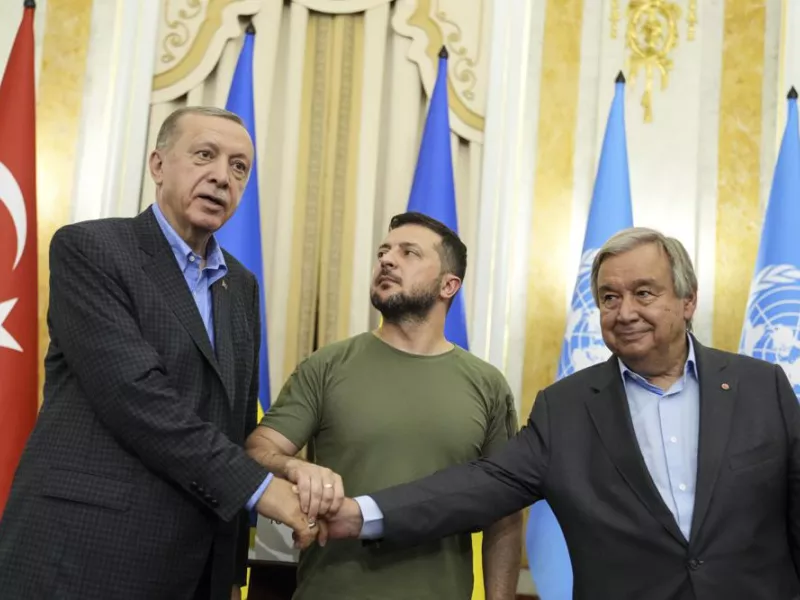 Γερμανικός Τύπος: Ο Ερντογάν πατά σε δύο βάρκες στο ουκρανικό 