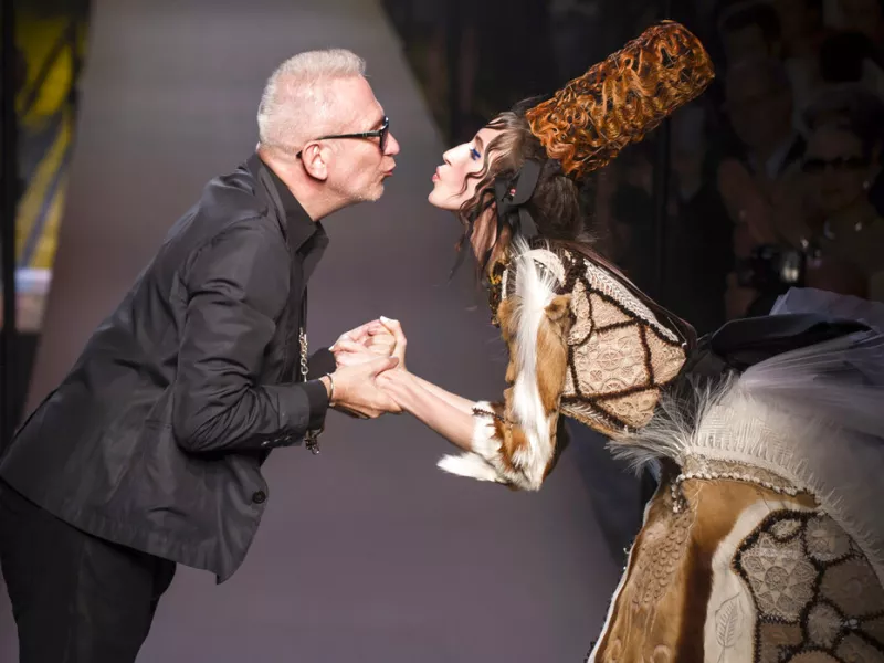 Η Πινακοθήκη Ουφίτσι κατηγορεί τον Jean Paul Gaultier 
