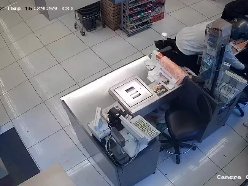 Βίντεο με ληστεία σε σούπερ μαρκετ