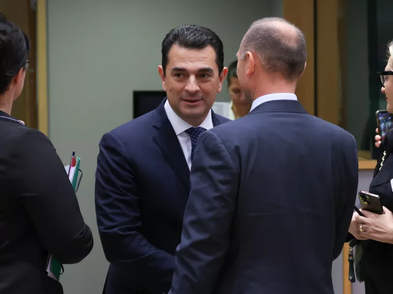Ο Κώστας Σκρέκας στο συμβούλιο υπουργών Ενέργειας