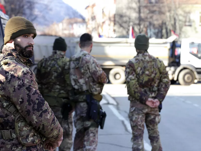 ΕΕ: Να γίνει πρόοδο στην εξομάλυνση των σχέσεων Κοσόβου και Σερβίας