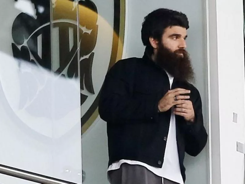Γιώργος Σαββίδης 