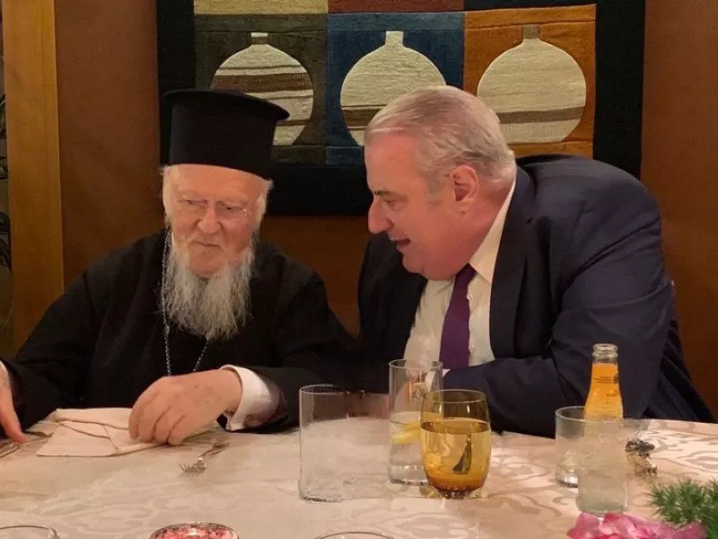 Δείπνο προς τιμήν του Οικουμενικού Πατριάρχη από τον Σάκη Κεχαγιόγλου