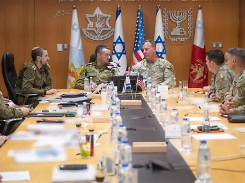 Μεσανατολικό: Ο επικεφαλής της Centcom επισκέπτεται το Ισραήλ