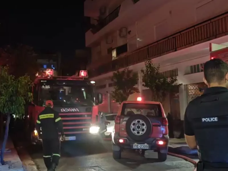 Φωτιά στο Κερατσίνι