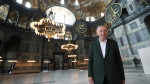 Σόου Ερντογάν στην Αγία Σοφία: Επέβλεψε τις εργασίες για τη μετατροπή σε τζαμί
