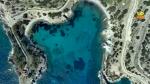 «Σμαραγδένια Καρδιά»-Δείτε που βρίσκεται η εκπληκτική παραλία των ερωτευμένων σε σχήμα καρδιάς